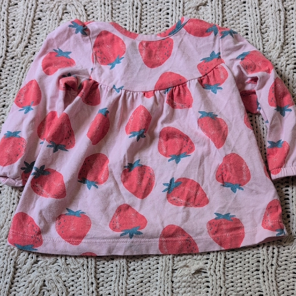 ✨ Carter's 9mo Top